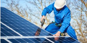 Installation Maintenance Panneaux Solaires Photovoltaïques à Saint-Julien-Gaulene